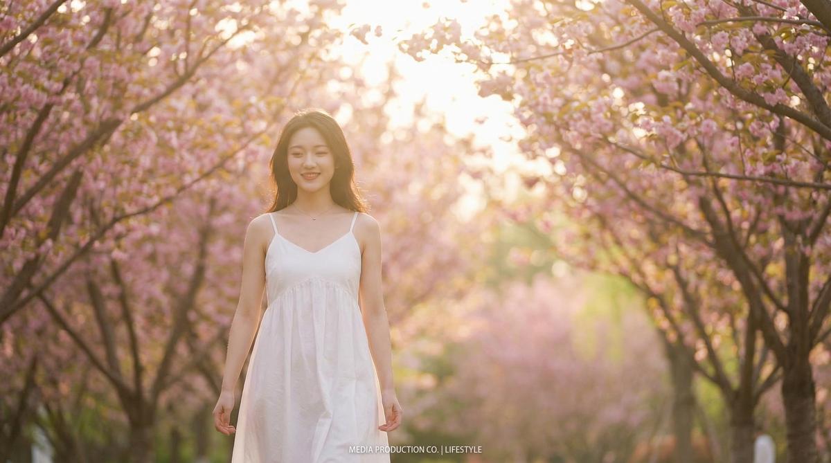 精神小妹传媒原创影视作品-樱花季写真传媒